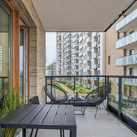 Bright & Modern Apartment With Parking Near Arena Gdansk By Noclegi Renters Luaran gambar
